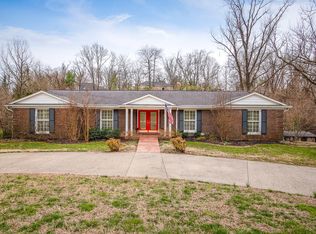 5804 Brittany Valley Rd, Louisville, KY 40222