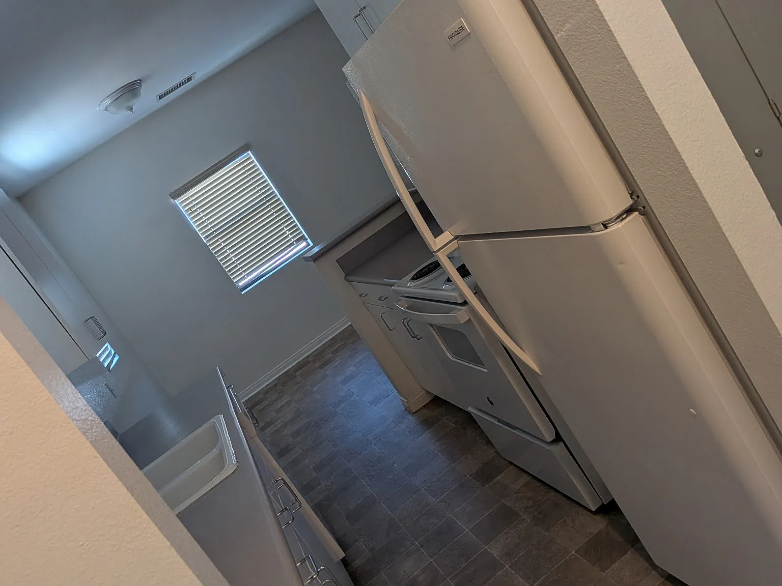 3305 E Palmdale Blvd — Photo 2
