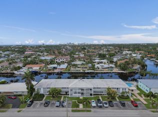 2400 NE 36th St APT 10, Lighthouse Point, FL 33064