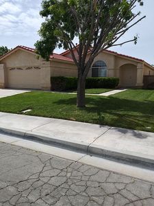 3624 W Avenue J4, Lancaster, CA, 93536