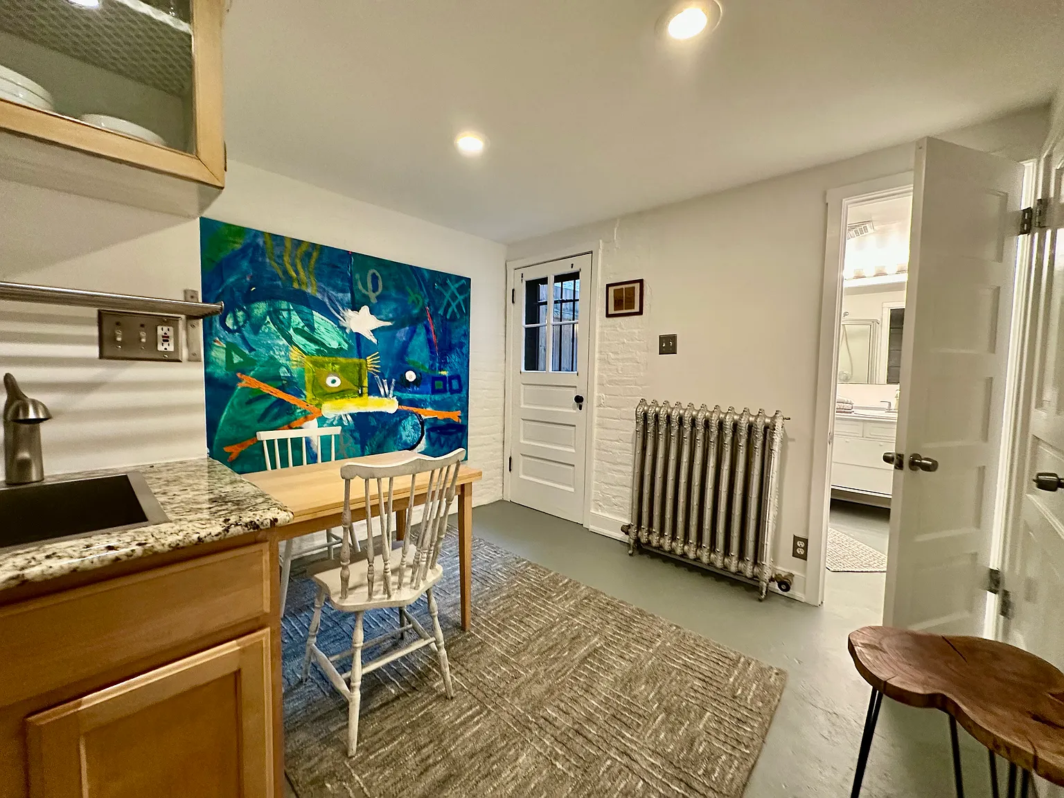 805 C Street NE — Photo 1
