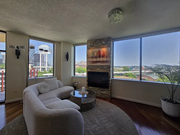 1101 Haxall Poin Unit 815, Richmond, VA 23219