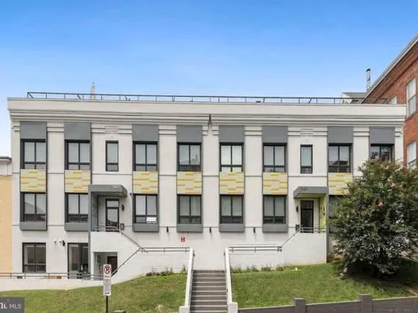 2424 17th St NW APT 102, Washington, DC 20009