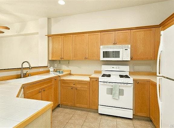 3rd image of 9229 122nd Ct NE #C13