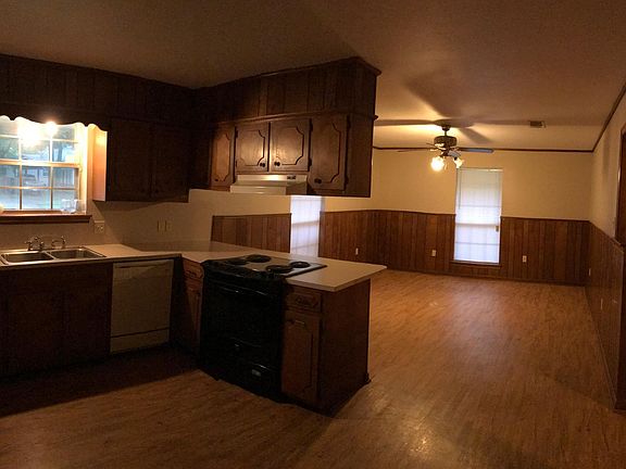 4th image of 513 Douceur Dr