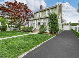 195 3rd Ave, Hawthorne, NJ 07506