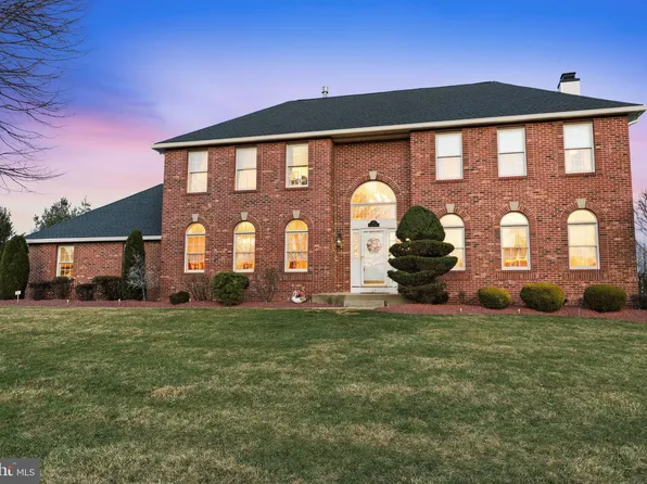67 Florence Dr, Richboro, PA 18954