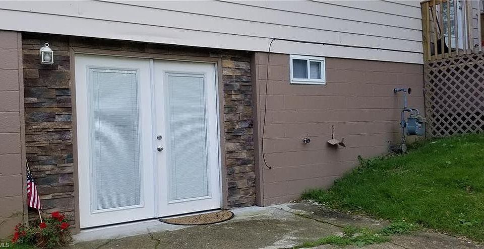 1st image of 146 E Newell Ave #1/2