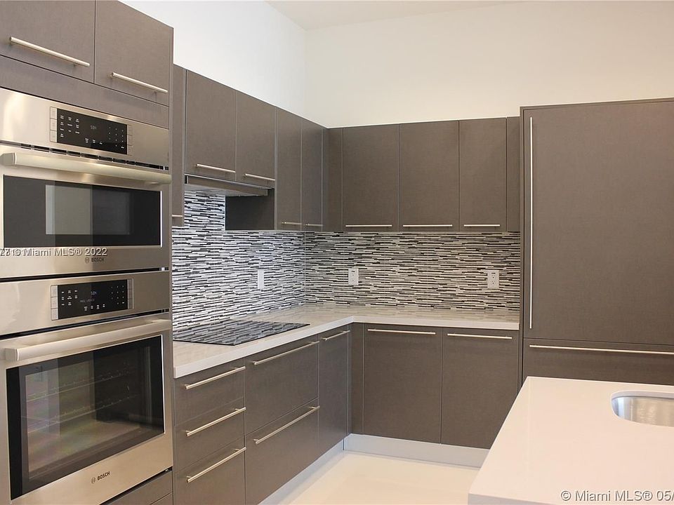 1st image of 7661 NW 107th Ave APT 812