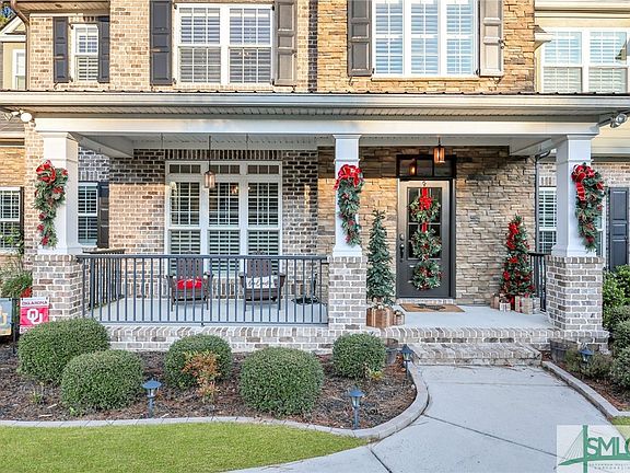 4th image of 25 Lake Heron Court W