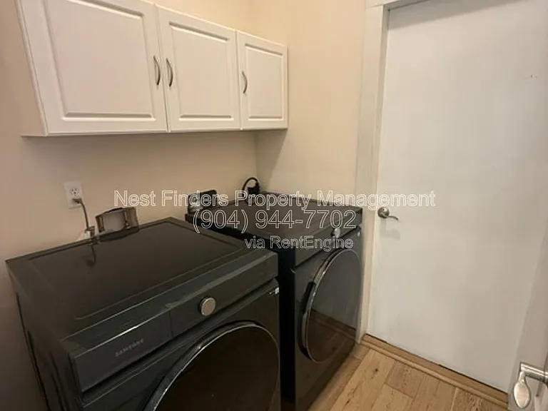 13658 Kayak Ct — Photo 32
