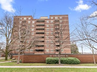 40 Chichester Pl #804, Toronto, ON M1T 3R6