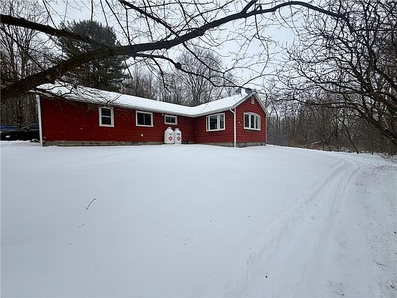 3rd image of 683 Sawdey Rd