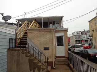 1126 Robeson St, Reading, PA 19604