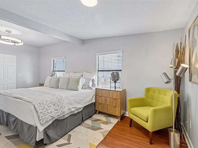 3901 N Ola Ave — Photo 24