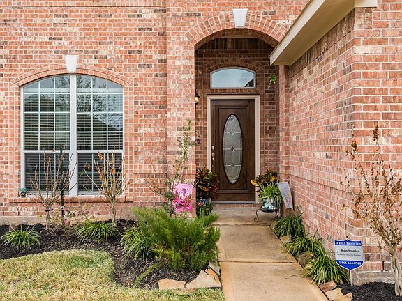 4th image of 6107 Hickory Hollow Dr