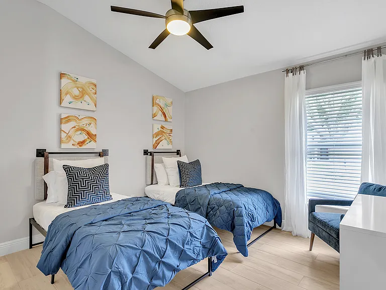 714 Straw Lake Dr — Photo 15