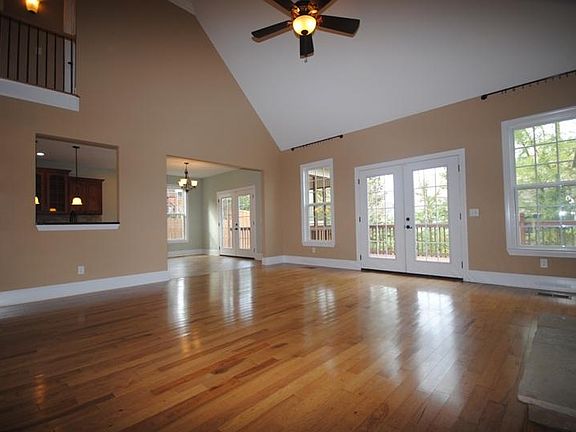 3rd image of 8891 McKenzie Farm Dr