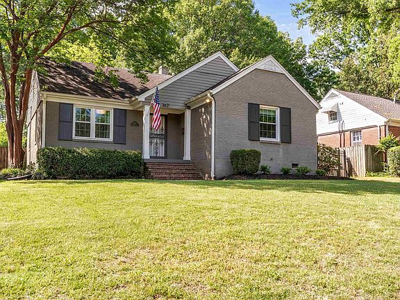 2nd image of 3621 Aurora Cir