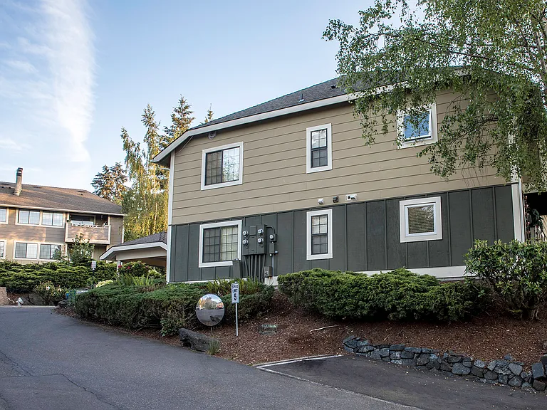 Aspen Heights — Photo 3