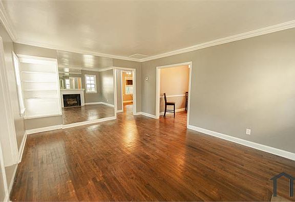 2nd image of 2106 McKinley Ave