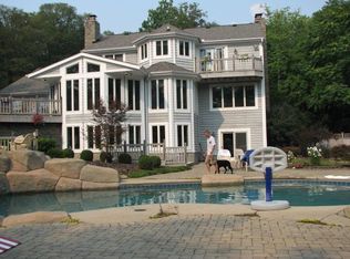 3271 Cherryview Ct, North Bend, OH 45052