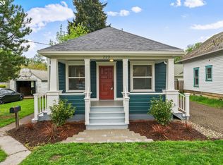 223 SE Schley St, Sheridan, OR 97378