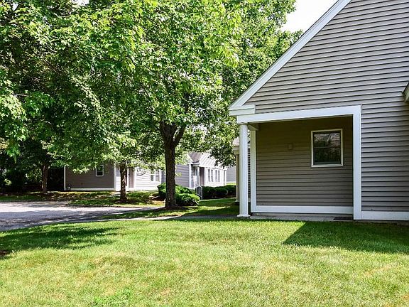2nd image of 67 Glenridge #67