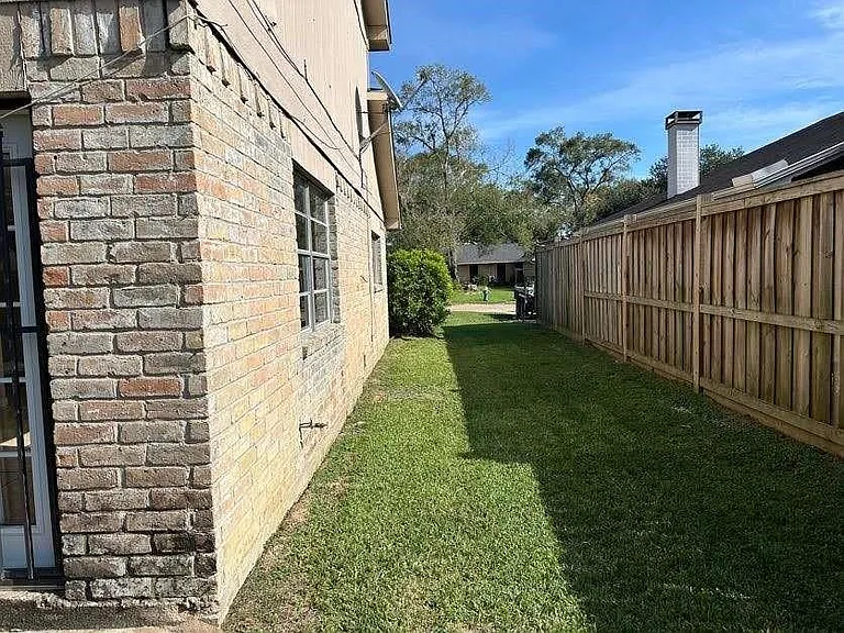 8715 Valley Ledge Dr — Photo 13