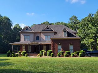 94 Allen Dr, Ellenwood, GA 30294