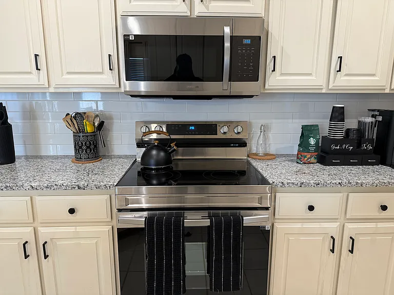 4610 Oak Club Dr #1 — Photo 5