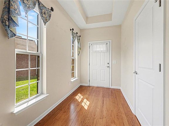 4th image of 535 Trillium Place Dr