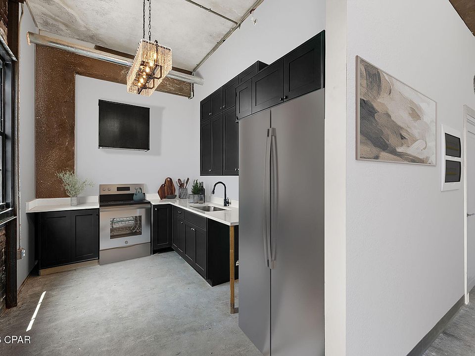 1st image of 436 Harrison Ave #8