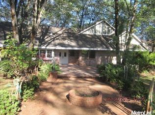 19661 Mountain Lion Rd, Grass Valley, CA 95945