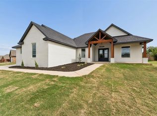 600 Eagle Lake Ln, Newcastle, OK 73065