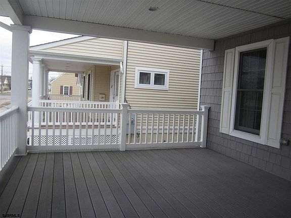 2nd image of 1325 Simpson Ave