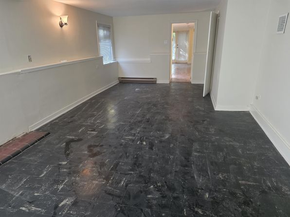 5 bedroom rental in Vancouver — photo 33