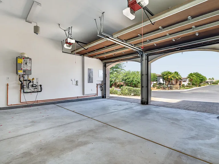 81675 Thunder Gulch Way — Photo 46