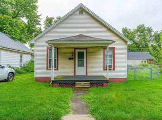 441 5th St, Lincoln, IL 62656