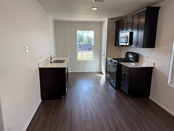 5th image of 5609 Hepburn St
