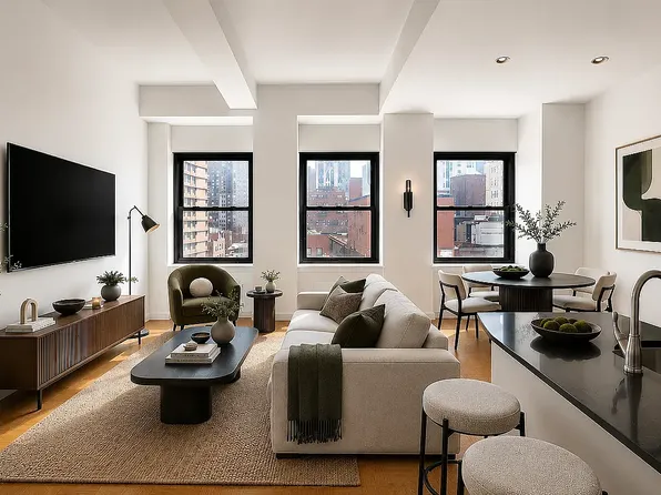 213 E 37th St, New York, NY