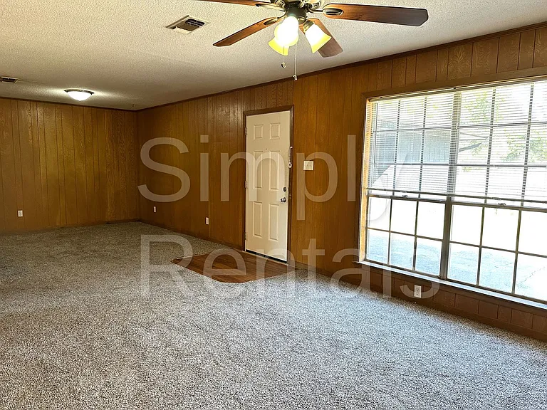 706 S Manson St — Photo 7