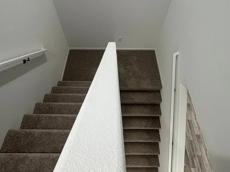 7668 Loftwood Ave — Photo 32