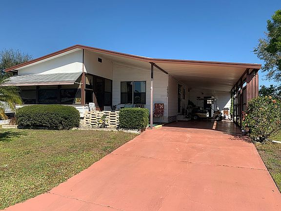 2nd image of 1731 Bloom Dr