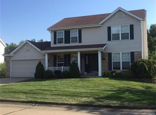 146 Green Forest Estates Dr, Saint Peters, MO 63376