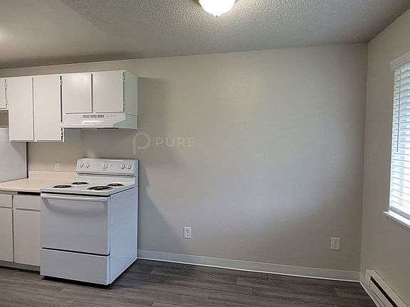 3rd image of 8602 S C St #A8