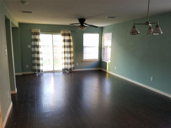 4th image of 2416 Gabriel Dr