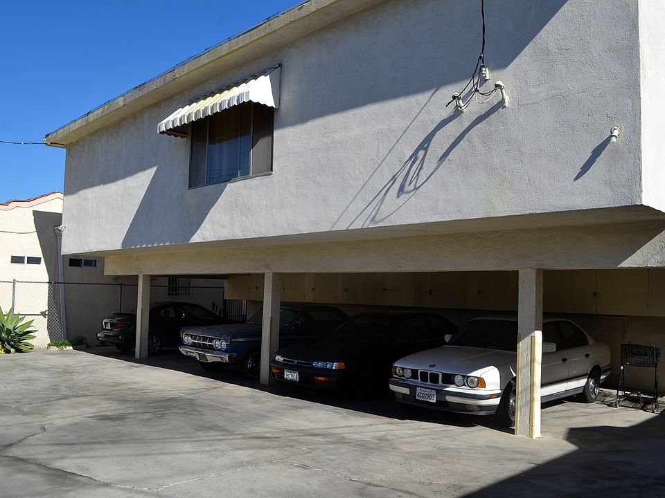 2nd image of 2657 S Redondo Blvd APT 2