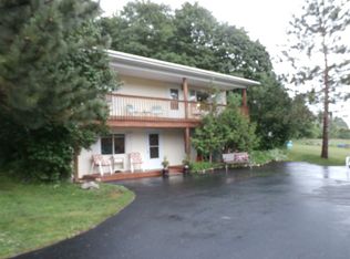 14110 Mascho Rd, Charlevoix, MI 49720