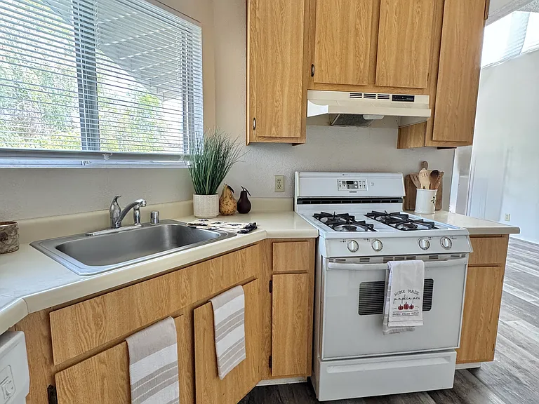 2519 Sunny Slope Dr #5 — Photo 3